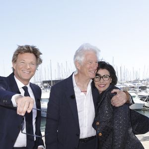 Exclusif - Laurent Delahousse, Richard Gere et Rachida Dati, ministre de la Culture lors de l'enregistrement du "20h30 le dimanche" (19/05/24) avec Laurent Delahousse lors du 77ème Festival International du Film de Cannes, France, le 17 mai 2024. © Jack Tribeca/Bestimage