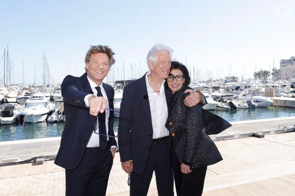 Exclusif - Laurent Delahousse, Richard Gere et Rachida Dati, ministre de la Culture lors de l'enregistrement du "20h30 le dimanche" (19/05/24) avec Laurent Delahousse lors du 77ème Festival International du Film de Cannes, France, le 17 mai 2024. © Jack Tribeca/Bestimage