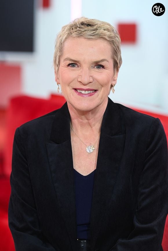 Exclusif - Elise Lucet - Enregistrement de l'émission Vivement dimanche au studio Rive gauche, presentée par Michel Drucker . Diffusion sur France 3 le 25/10/2026. © Guillaume Gaffiot / Bestimage