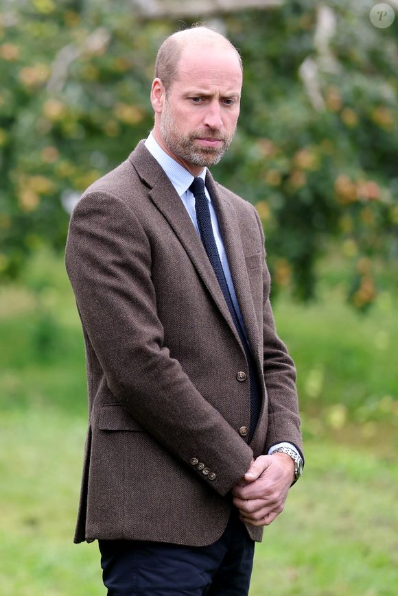 Le prince William, prince de Galles, visite les vergers de Long Meadow lors d'une visite à la cidrerie Long Meadow, le 14 octobre 2025 à Craigavon, en Irlande du Nord. Photo par GOFF  / BESTIMAGE