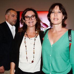 Mathilde Seigner était également à la soirée, dont l'expérience culinaire était signée Laurent Delahousse

Nathalie Blanc, Mathilde Seigner - Inauguration du showroom de Nathalie Blanc à Paris, France, le, 19 juin 2025. © Christophe Clovis / Bestimage