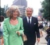 A rappeler que la maman de Patrick Schwarzenegger n'est pas n'importe qui... Puisqu'elle est la fille d'Eunice Kennedy !
Robert Sargent Shriver Jr et son épouse Eunice (Kennedy) lors du mariage de Matthew Kennedy en 1991. (Agence/Bestimage).