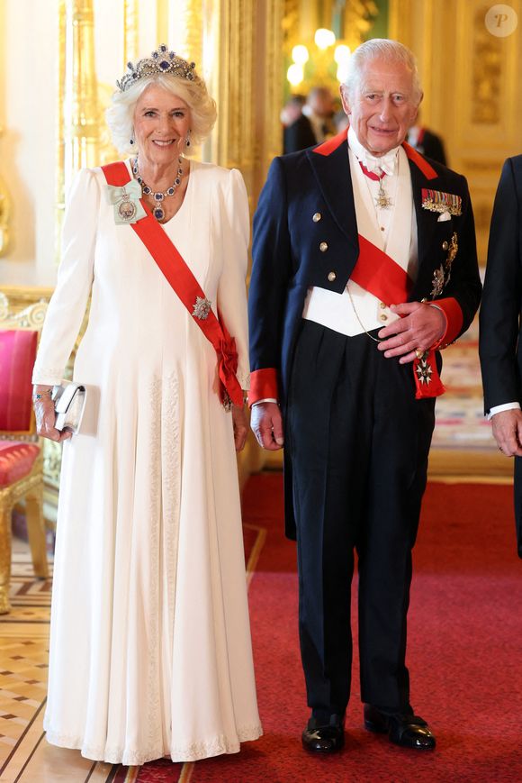 La reine Camilla et le roi Charles III au banquet d'État pour le président français Emmanuel Macron et son épouse Brigitte Macron, au château de Windsor, Berkshire, au premier jour de la visite d'État du président français au Royaume-Uni. Mardi 8 juillet 2025. Photo par Chris Jackson/PA Wire/ABACAPRESS.COM