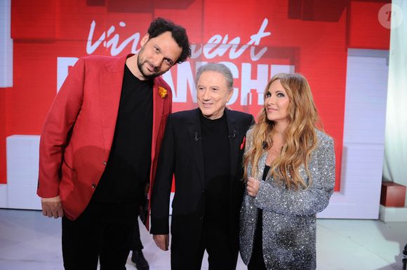 Eric Antoine, Michel Drucker et Hélène Ségara lors de l'enregistrement de l'émission "Vivement dimanche" au studio Rive gauche présentée par Michel Drucker le 12 novembre 2025.

© Guillaume Gaffiot/Bestimage