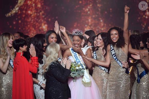 Miss France 2025, sur TF1           Crédits : Pierre Billard/sipa press via Bestimage