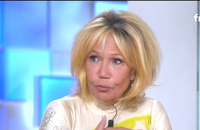 Clémentine Célarié dans C à Vous, capture d'écran France 5