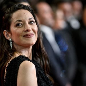 Marion Cotillard lors du 79e Festival de Cannes, le 20 mai 2026. Photo de Julien Reynaud/APS-Medias/ABACAPRESS.COM