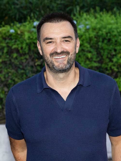 Cyril Lignac va relever un nouveau défi loin de Saint-Tropez et redonner vie à une adresse mythique !