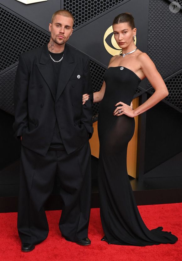 Justin Bieber et Hailey Bieber au photocall de la 68ème cérémonie des Grammy Awards à la Crypto Arena de Los Angeles, Californie, Etats-Unis, le 1er février 2026. © David Fisher/Shutterstock/Bestimage