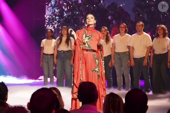 Tina Arena, lors de l'enregistrement de l'émission "La fête de la chanson française - 20 ans d'émotions" présentée par L.Thilleman et A.Manoukian, et diffusée le 17 avril sur France 3 à Paris, France, le 9 décembre 2025. © Jack Tribeca/Bestimage