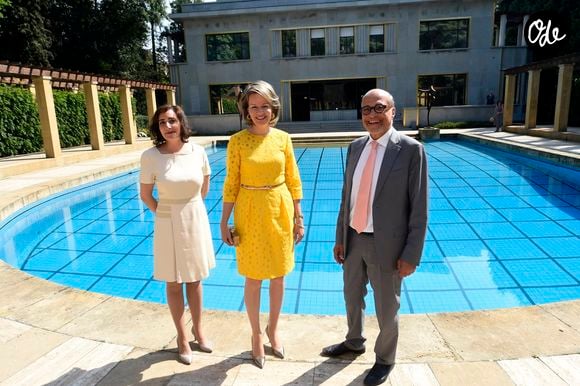 Louma Salamé, elle, est la directrice de la villa Empain à Bruxelles.

Louma Salamé, directrice de la villa Empain et soeur de la journaliste Léa Salamé, Jean Boghossian - La reine Mathilde de Belgique visite l'exposition "Melancholia" à la villa Empain à Bruxelles le 4 juillet 2018. ©Bestimage