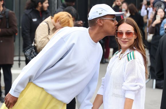 Stromae et sa femme Coralie Barbier au défilé Lacoste "Collection Prêt-à-Porter Automne/Hiver 2025-2026" lors de la Fashion Week de Paris (PFW), le 9 mars 2025

© Denis Guignebourg / Bestimage