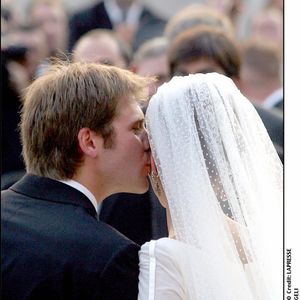 Lapresse / Agence Angeli Rome - Italie le 25/09/2003 - Le prince Emmanuel Philibert de Savoie et la princesse Clotilde de Savoie, le jour de leur mariage à la Basilique Sainte-Marie des Anges.