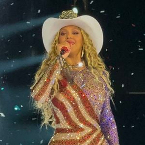 Beyonce se produit lors du dernier concert de sa tournée Cowboy Carter Tour au Tottenham Hotspur Stadium à Londres, Royaume-Uni, le 16 juin 2025. Photo by Splash News/ABACAPRESS.COM