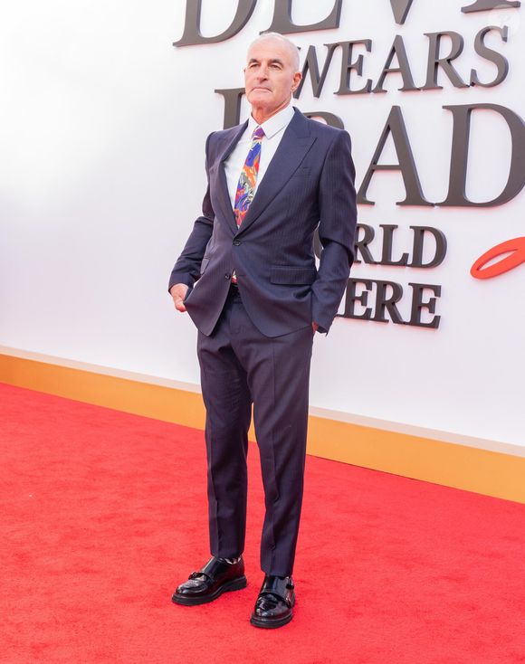 Le réalisateur David Frankel a avoué avoir tenté d’organiser un caméo pour intégrer. Malheureusement, un retard important dans le calendrier de production a rendu cette apparition impossible.

David Frankel assiste à la première mondiale du film "Le diable s'habille en Prada" au Lincoln Center à New York, le 20 avril 2026. 

© Lev Radin/ZUMA Press Wire