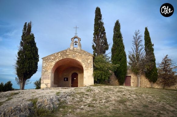 La chapelle Sainte-Sixte à Eygalières qui se trouve à moins de 500 mètres de la villa de Michel Drucker