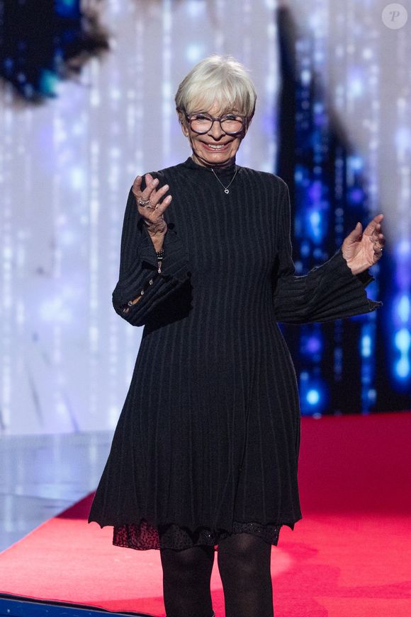 Exclusif - Monique (Femme de Frédéric François) pour les surprises de l'enregistrement de l'émission "La Boîte à secrets", présentée par F.Bollaert et diffusée le 16 janvier 2026 sur France 3, dans les studios du Lendit à Saint-Denis, France, le 16 décembre 2025. © Cyril Moreau/Bestimage