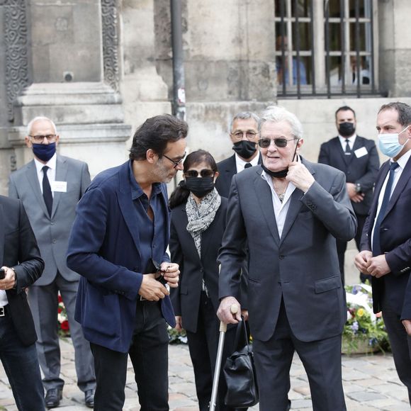 En effet, il a brillé dans Rocco et ses frères, mais aussi dans l'adaptation du Guépard.

Alain Delon et son fils Anthony - Obsèques de Jean-Paul Belmondo en en l'église Saint-Germain-des-Prés, à Paris le 10 septembre 2021. © Cyril Moreau / Bestimage