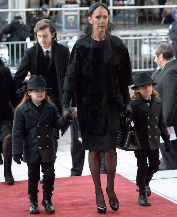Celine Dion arrive avec ses fils Eddy et Nelson à la Basilique Notre-Dame de Montréal le vendredi 22 janvier 2016 pour les funérailles de son mari René Angelil. Photo de Ryan Remiorz /The Canadian Press/ABACAPRESS.COM
