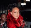 Rihanna a été aperçue en France

Rihanna et A$AP Rocky ont affiché leur amour en quittant leur hôtel main dans la main à New York pour un dîner romantique de la Saint-Valentin au Caviar Russe. La chanteuse a fait tourner les têtes dans une jupe rouge frappante associée à une écharpe en fourrure, tandis que Rocky portait un sac cadeau Louis Vuitton et arborait un look chic de Chanel. Photo by Luk.Raw/Splash News/ABACAPRESS.COM