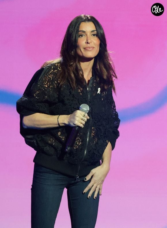 Jenifer Bartoli - Enregistrement du concert "Nos voix pour toutes", au profit de La fondation des femmes, à l'Adidas Arena à Paris, diffusée le 11 décembre sur TMC
© Coadic Guirec-Cyril Moreau / Bestimage