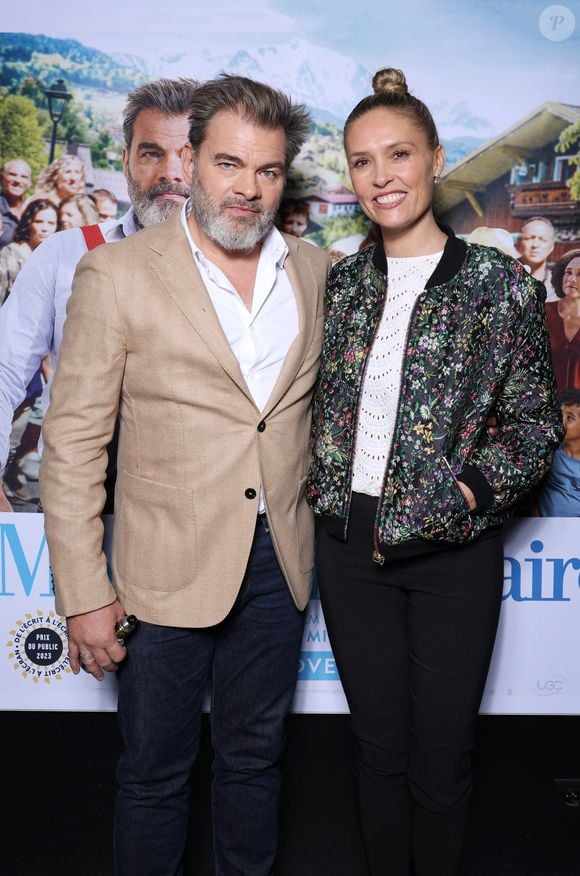 Clovis Cornillac et sa femme Lilou Fogli lors de l'avant-première du film "Monsieur le maire" au cinéma UGC Danton à Paris le 17 octobre 2023.

© Denis Guignebourg / Bestimage