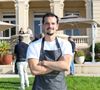 Aujourd'hui, le clan a surmonté toutes ses craintes et se montre plus soudé que jamais.

Exclusif - Le chef Juan Arbelaez, lors du "World Caviar Awards", le 1er championnat du monde de Caviar au Château Hôtel Grand Barrail à Saint-Emilion, en Gironde, France, le 30 octobre 2024. © Jean-Marc Lhomer/Bestimage
