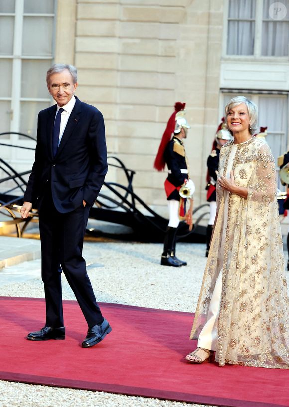 Bernard Arnault et sa femme Hélène Mercier-Arnault arrivant au dîner d'état au palais de l'Elysée à Paris en l'honneur de la visite du roi et de la reine de Belgique en France le 14 octobre 2024.

© Dominique Jacovides / Bestimage