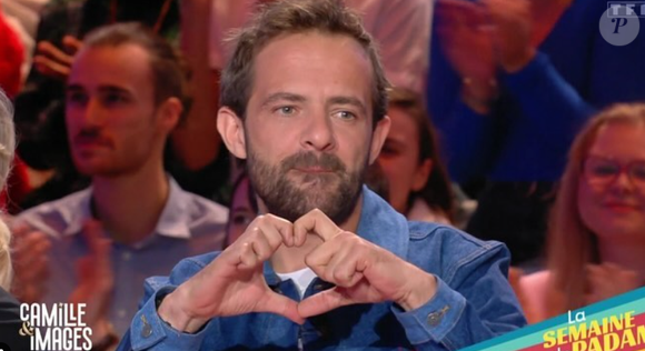 Il a notamment travaillé 6 ans pour la chaîne L'Equipe est officie depuis l'été 2024 dans "Estelle Midi" sur RMC Story.

Pierre-Antoine Damecour, chroniqueur et humoriste, sur Instagram