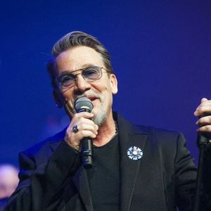Le chanteur Florent Pagny se produit lors d'un concert de bienfaisance, « Sentinelles d’Un Soir », organisé par le préfet militaire de Paris au profit des Bleuets de France, des soldats blessés et des victimes du terrorisme, à la Salle Pleyel à Paris, en France, le 30 mai 2024. Photo de David Boyer/ABACAPRESS.COM