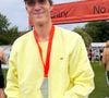 C’est via la story Instagram d’Alexandra de Hanovre que les internautes ont pu découvrir Ben Sylvester Strautmann, tout sourire après avoir fini le semi-marathon de Copenhague, sa médaille autour du cou. 

Alexandra de Hanovre partage une photo de son compagnon Ben Sylvester Strautmann lors du semi-marathon de Copenhague du dimanche 14 septembre 2025 © Instagram