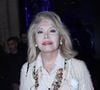 Amanda Lear, la muse du peintre, racontait récemment que ce dernier ne souhaitait pas lui la vendre car il pensait que c'était une sorcière
Amanda Lear arrivant au 22ème dîner de la mode pour le Sidaction à Paris le 30 janvier 2025.
© Rachid Bellak / Bestimage