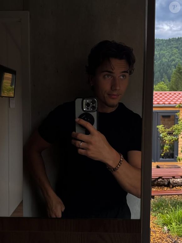 Seraphim von Habsburg-Lothringen, descendant de Sissi l'impératrice, rencontre un franc succès sur les réseaux sociaux. © Instagram