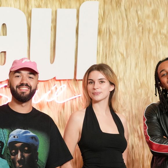 Oli, Théodort, Adèle Castillon - Avant-Première de "Paul, la série" au Grand Rex le 29 septembre 2026. © Anne-Sophie Guebey / Bestimage
#
Photocall for the series ‘Paul la série’ (Prime Video) at the Grand Rex in Paris on september 29 2026 | 00772084