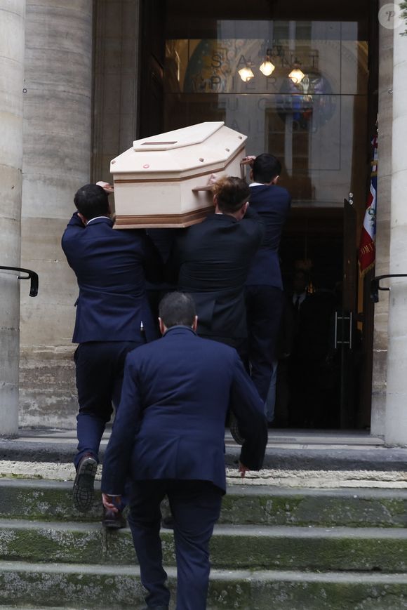 Illustration lors des obsèques de Jean-Luc Petitrenaud en l'église Saint-Pierre-du-Gros-Caillou à Paris, le 17 janvier 2025.
© Christophe Clovis/Bestimage