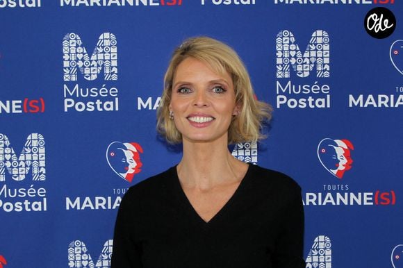 Sylvie Tellier lors du vernissage de l'exposition "Toutes Marianne" de Sylvie Castioni au musée postal à Paris le 14 avril 2026. © Philippe Baldini / Bestimage
