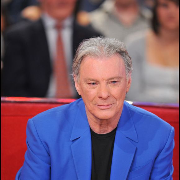 Herbert Léonard était marié à Cléo dont il partageait la vie depuis plus de 50 ans
Herbert Léonard - Enregistrement de "Vivement Dimanche"