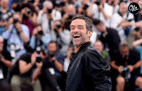 Un designer avec qui Romain Duris est très complice autant qu'il lui ressemble !
Romain Duris au photocall de "Le règne animal" lors du 76ème Festival International du Film de Cannes, le 18 mai 2023. © Jacovides/Moreau/Bestimage