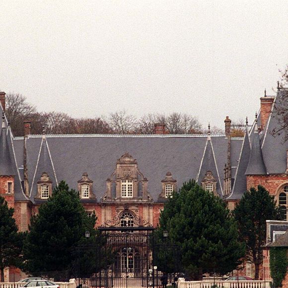 un "îlot de tranquillité" datant de la Renaissance.

Laon - Plan large du château de Marchais près de Laon le 03/11/1996

Photo : AGENCE / BESTIMAGE