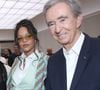 Aussi à l'aise au GP de Monaco qu'au premier rang d'un défilé Louis Vuitton auprès de Beyoncé, qu'en pleine discussion avec Rihanna au sein de la Fondation Louis Vuitton.
Rihanna et Bernard Arnault - Défilé de mode Dior Homme, Collection Printemps / Été 2026, Front Row, dans le cadre de la Fashion Week de Paris, France, le 27 Juin 2025.
© Olivier Borde / Bertrand Rindoff / Bestimage