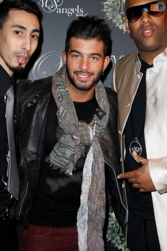 On ne sait pas si Tony à retrouvé l'amour
Tony Bredelet assiste au Defile de Mode Omar Jeans, au pavillon Champs Elysees, a Paris le 31 mars 2013.