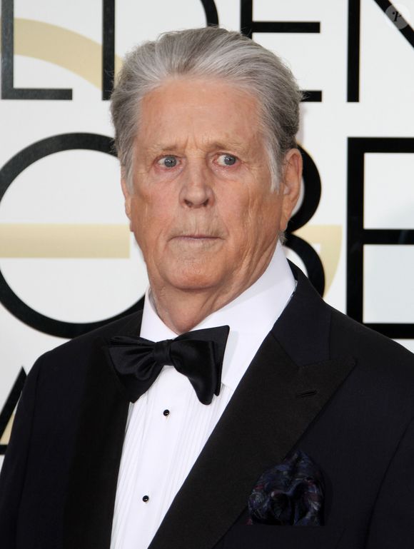 Il s'agit de Brian Wilson

Info - Brian Wilson, célèbre chanteur des Beach Boys, placé sous tutelle par la justice américaine, pour cause de démence - Brian Wilson - La 73ème cérémonie annuelle des Golden Globe Awards à Beverly Hills, le 10 janvier 2016.
FAMEFLYNET / BESTIMAGE