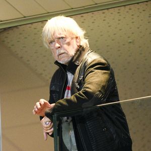 Renaud et sa nouvelle compagne Cerise (qui est d'origine Nantaise) assistent au match de football de Ligue Europa entre le FC Nantes contre Qarabag FK  (2-1) à Nantes le 27 octobre 2022.  
Crédit : Panoramic / Bestimage