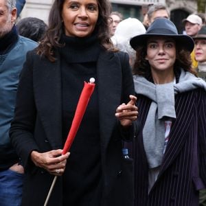 Karine le Marchand et Sandra Sisley - Marche pour la République et contre l'antisémitisme à Paris le 12 novembre 2023.

© Denis Guignebourg  / Bestimage