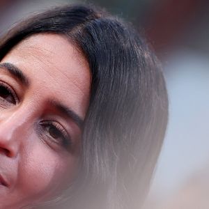 Leïla Bekhti - Tapis rouge lors de la soirée d'ouverture de la 8ème édition du Festival CinéRoman à Nice le 28 Septembre 2026. © Jacovides-Bebert/Bestimage