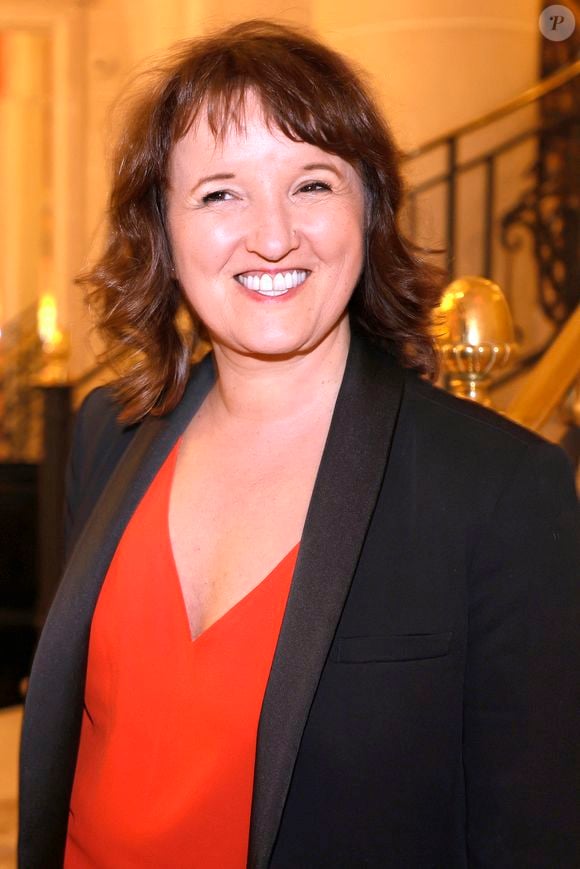 Anne Roumanoff - Soirée de gala pour la Fondation de la Recherche en Physiologie, "Les Stéthos d'Or" au Four Seasons Hôtel George V à Paris le 24 mars 2025. © Cédric Perrin/Bestimage