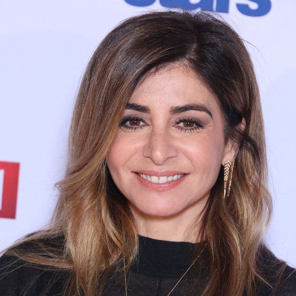 Julie Zenatti participe au photocall de Danse Avec Les Stars dans les studios de TF1 le 16 janvier 2025. Photo by Jerome Domine/ABACAPRESS.COM
