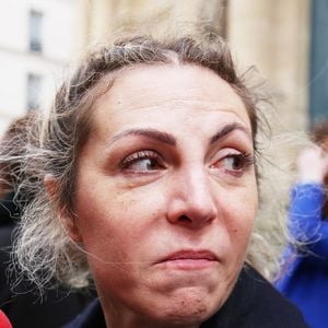 Selon une source policière citée par "Voici", elle a été arrêtée en état d'ivresse, soupçonnée de violences présumées sur son fils mineur, Hadrien.

Anne-Élisabeth Blateau aux obsèques de Marion Game en l'église Saint Roch à Paris, France, le 31 mars 2023.

© Jonathan Rebboah/Panoramic/Bestimage