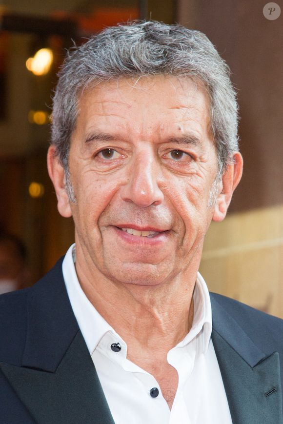 Michel Cymes assiste au gala de charité 'Enfance Majuscule 2021' à la Salle Gaveau le 15 juin 2021 à Paris, France. Photo par Nasser Berzane/ABACAPRESS.COM