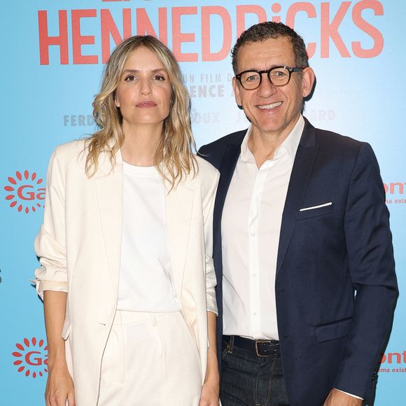 En effet, Raphaël, le fils de Laurence Arné et Sarah, la fille de Dany Boon ont vécu une amourette.

Laurence Arné et Dany Boon à l'avant-première du film "La Famille Hennedricks" au Cinéma Pathé Beaugrenelle à Paris le 18 juin 2024. 

© Coadic Guirec/Bestimage